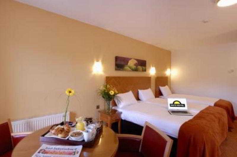 Treacys Hotel & Leisure Centre Уотърфорд Стая снимка