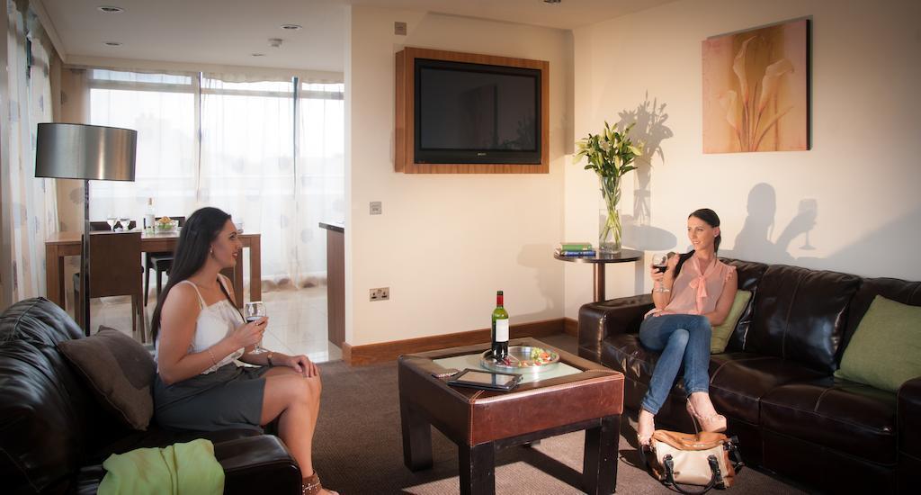 Treacys Hotel & Leisure Centre Уотърфорд Екстериор снимка